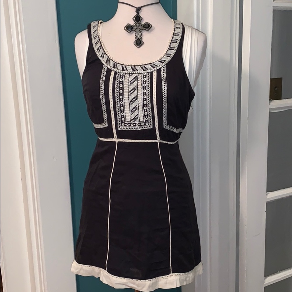 Adorable vintage Free People cream/black embroidered dress